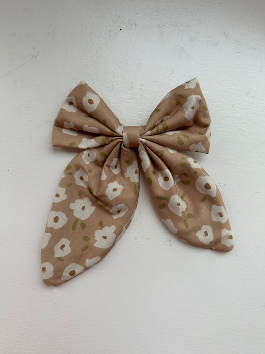 Tan floral hair bows